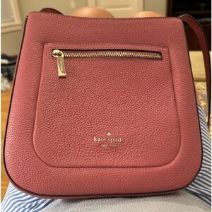 Kate Spade NWT Leila Top Zip Crossbody Purse in Pomegranate/Pink